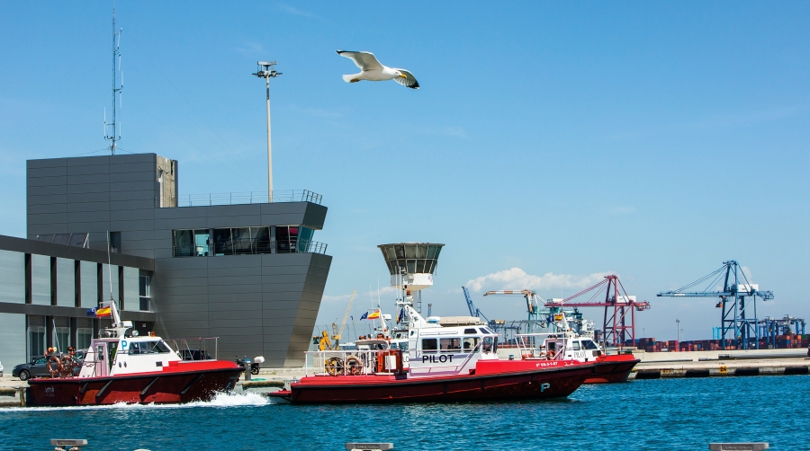 El Puerto de Valencia inicia el proceso para calcular su huella de carbono hasta el año 2027