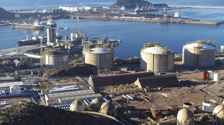 El Puerto de Cartagena se ha trabajado desde hace años, junto a empresas del sector, para posicionarse en el ámbito energético sostenible.