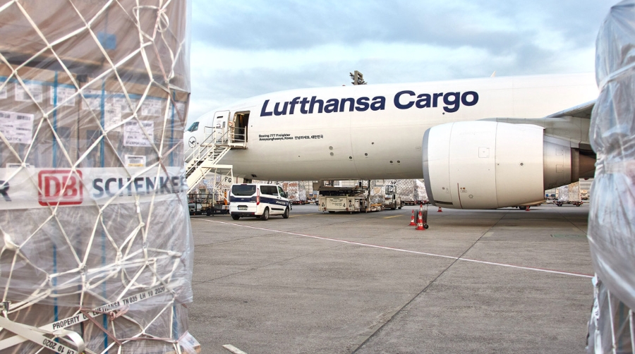 DB Schenker y Lufthansa Cargo inician su ruta libre de emisiones de CO2