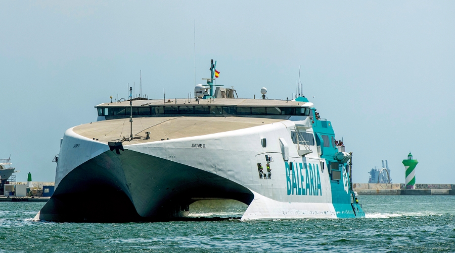 Bale&agrave;ria amplia su oferta de ferries en Semana Santa y el puente de mayo para reforzar las conexiones con la Pen&iacute;nsula