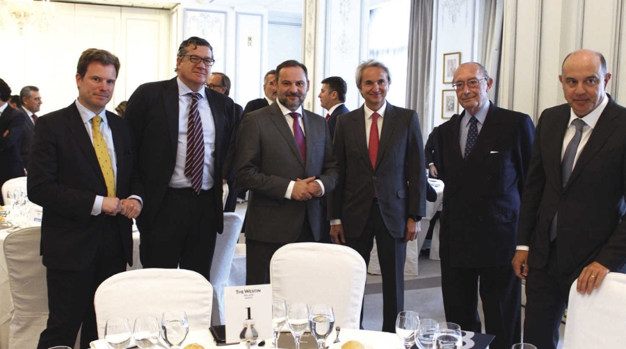 &Aacute;balos destaca de sus nueve meses de ministro las mejoras en seguridad, vivienda y movilidad