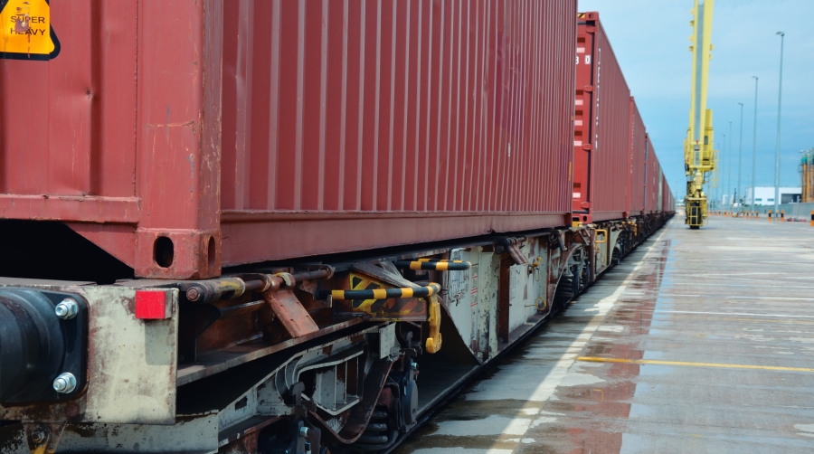 Valenciaport dispara su tráfico ferroviario y cerrará 2025 como el mejor año desde 2020