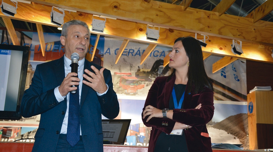 PortCastell&oacute; quiere bonificar a las terminales un 5% y a las de contenedores un 10%