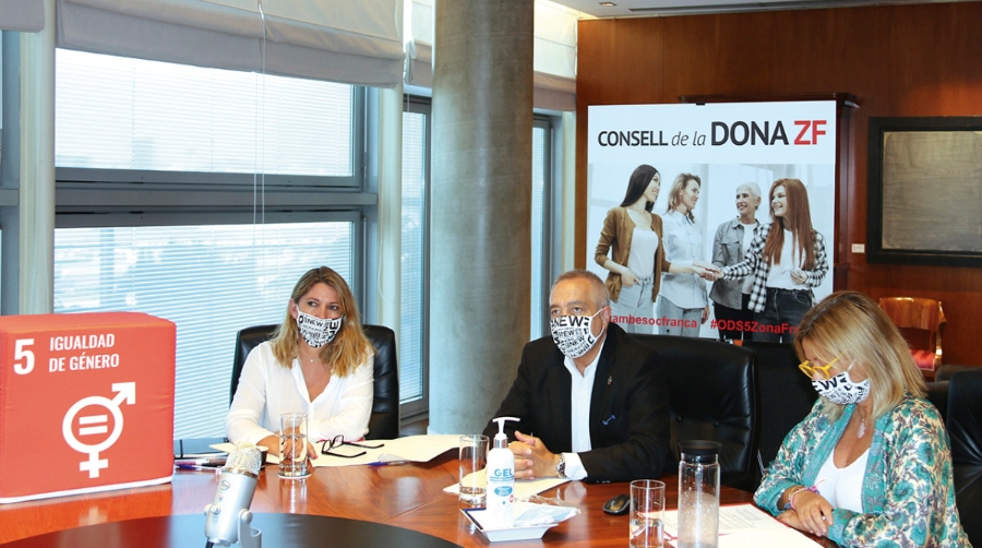 El Consell de la Dona se ha reunido para firmar un protocolo general de actuaci&oacute;n para el pr&oacute;ximo a&ntilde;o en la Zona Franca de Barcelona.
