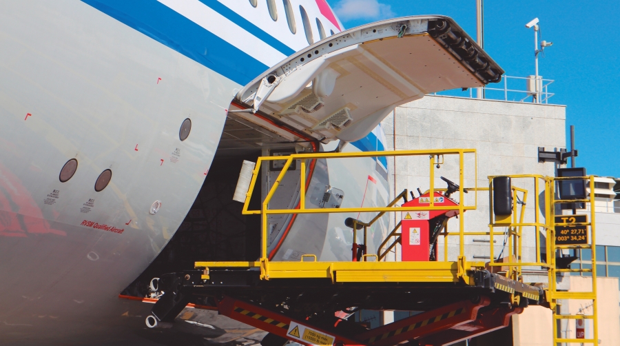 La carga aérea arranca sólida 2026 con Zaragoza y Barcelona creciendo a doble dígito