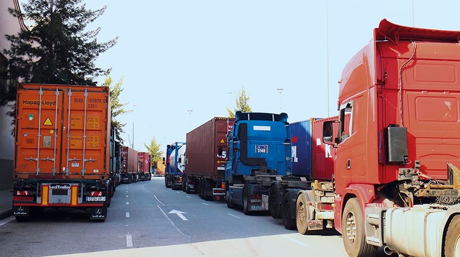 El transporte portuario conf&iacute;a en paliar la falta de mascarillas con los nuevos env&iacute;os