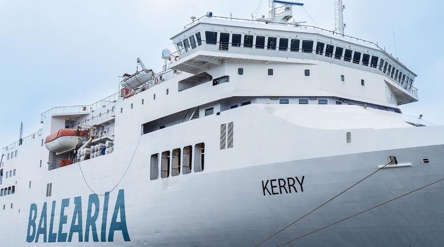 La nueva salida desde el puerto alicantino a la localidad argelina está programada para los sábados.