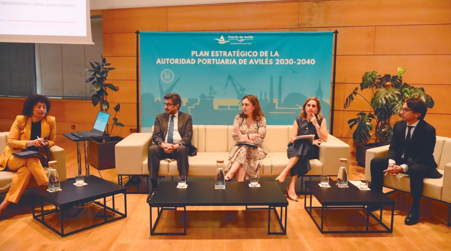 El Puerto de Avilés alinea su Plan Estratégico 2030-2040 con la industria logística asturiana