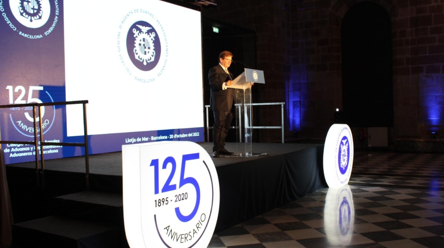 Llobet: “Seguiremos desarrollando nuestra misión en beneficio de la profesión y del comercio exterior”