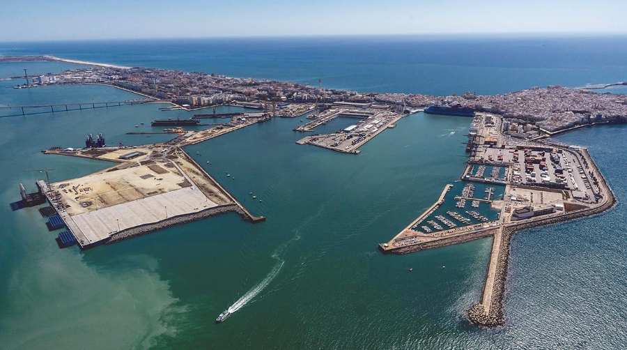 El Puerto de Cádiz recibirá a dos alumnos en prácticas por cada curso académico.