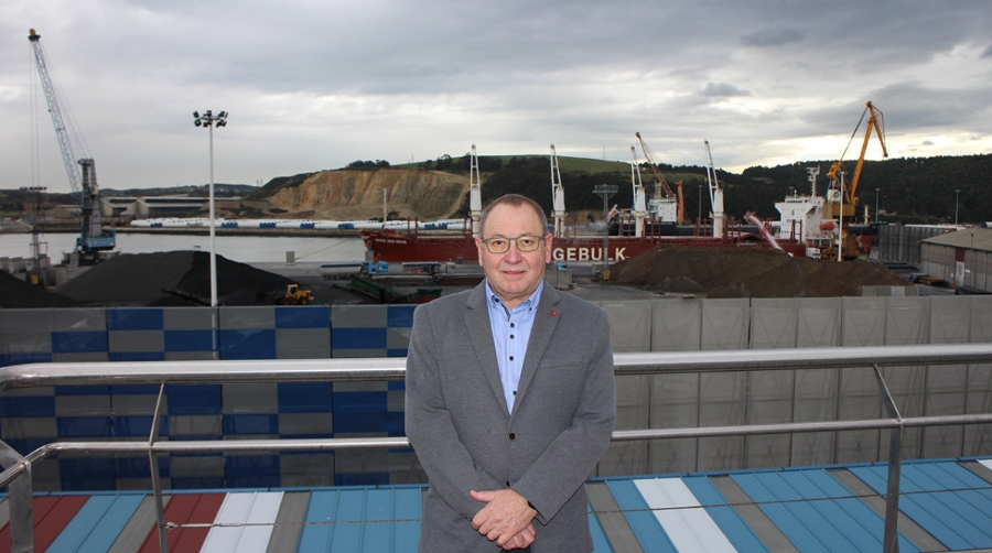&ldquo;La DIA del dragado es una bomba en la l&iacute;nea de flotaci&oacute;n del puerto&rdquo;