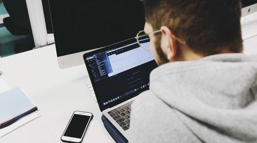 El Puerto de Barcelona invierte 10 millones para situarse en la vanguardia de las telecomunicaciones