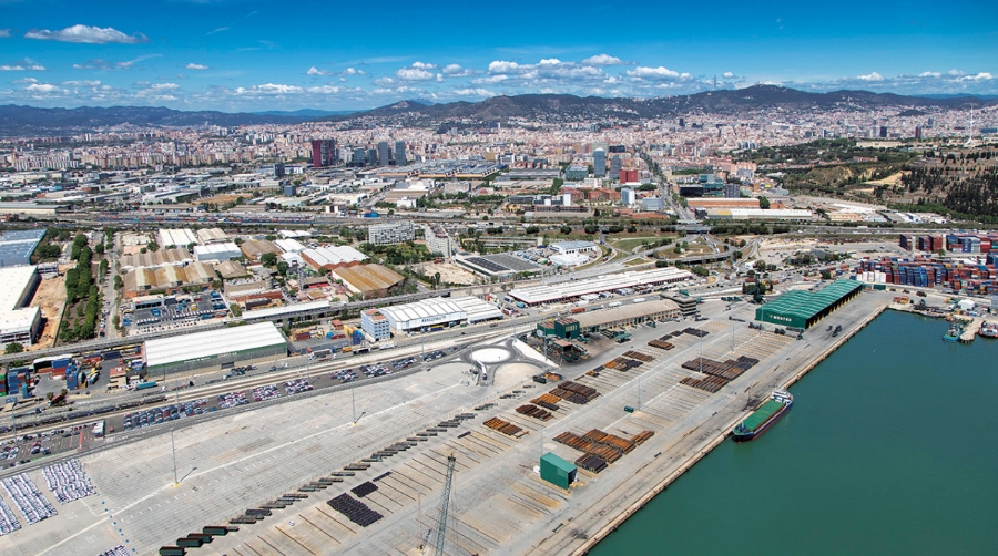 Transformaci&oacute;n hacia un smart port de referencia