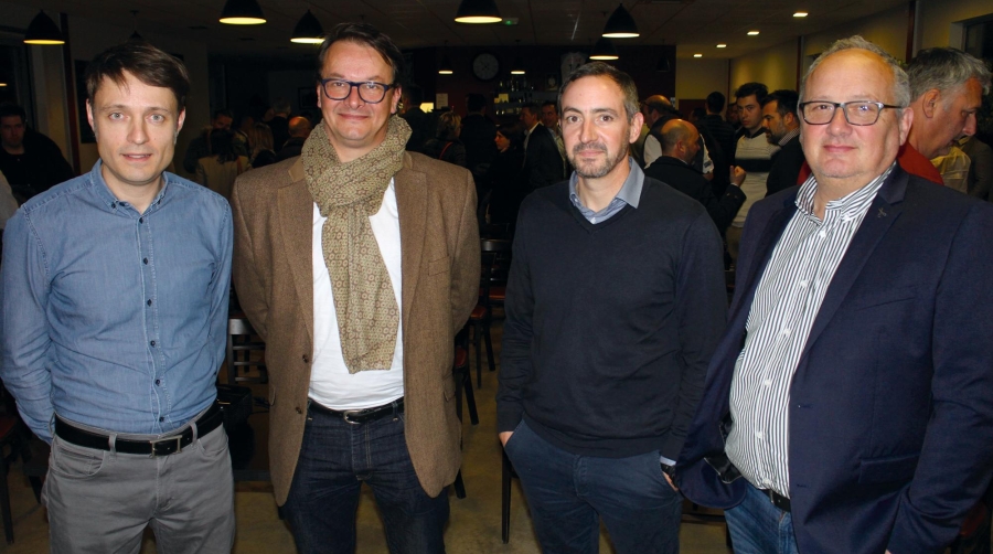 ﻿Francois le Freche, director del proyecto de ampliación del CEF de Mouguerre; David Hugla, alcalde de Lahonce; Frederic Lux, vicepresidente del Cliper de Baiona; Stephane Hubert, presidente del Cliper de Baiona. Foto J.P.