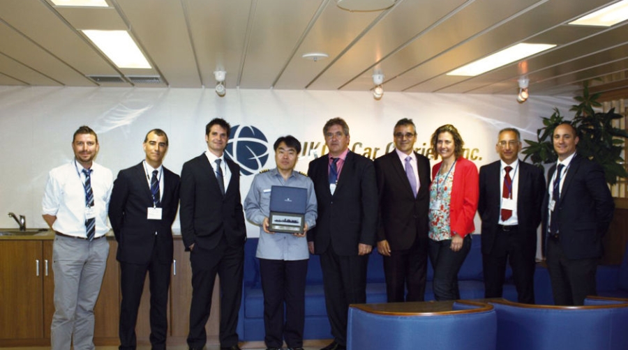 El Puerto de Barcelona recibe el nuevo buque PCTC post panamax de Eukor Car Carriers