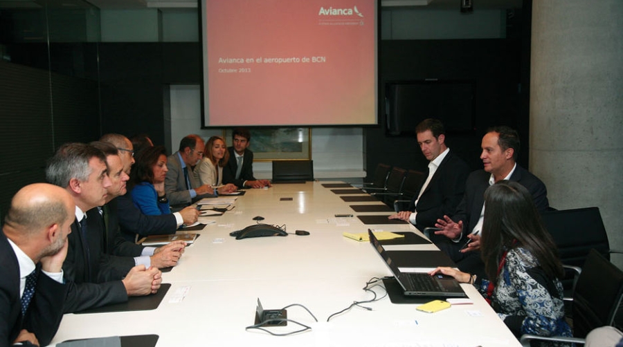 Avianca quiere aumentar de cuatro a siete las frecuencias semanales entre Barcelona y Bogot&aacute;