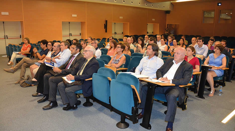La APV acoge un seminario sobre la certificaci&oacute;n veterinaria y fitosanitaria para la exportaci&oacute;n