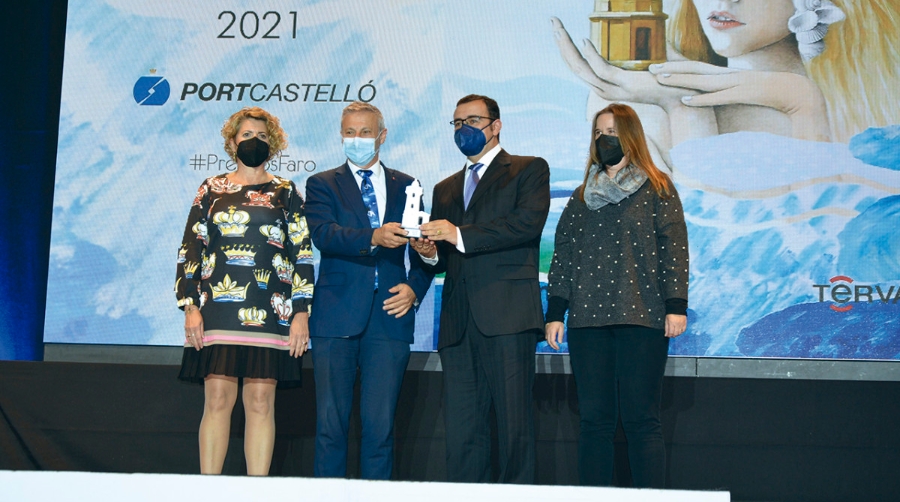 Sim&oacute; apela a la cohesi&oacute;n portuaria para seguir haciendo grande el puerto de Castell&oacute;n