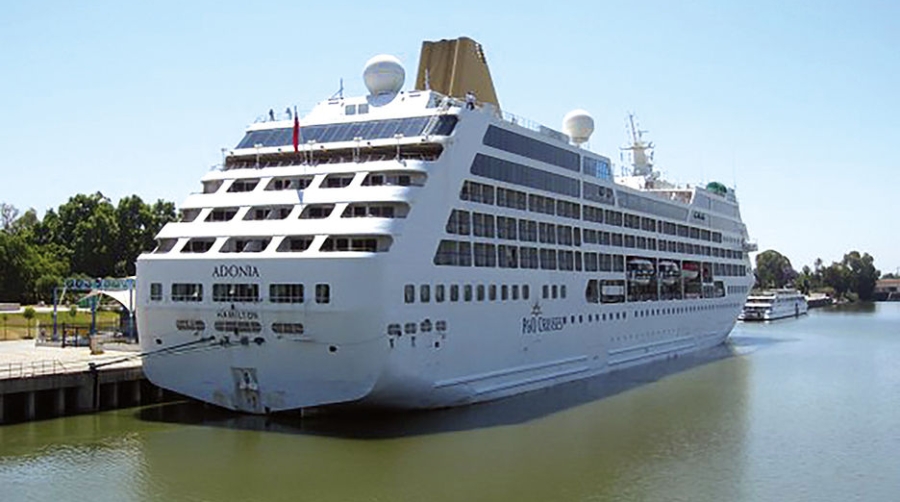 El crucero &quot;Adonia&quot; repite escala en el Puerto de Sevilla
