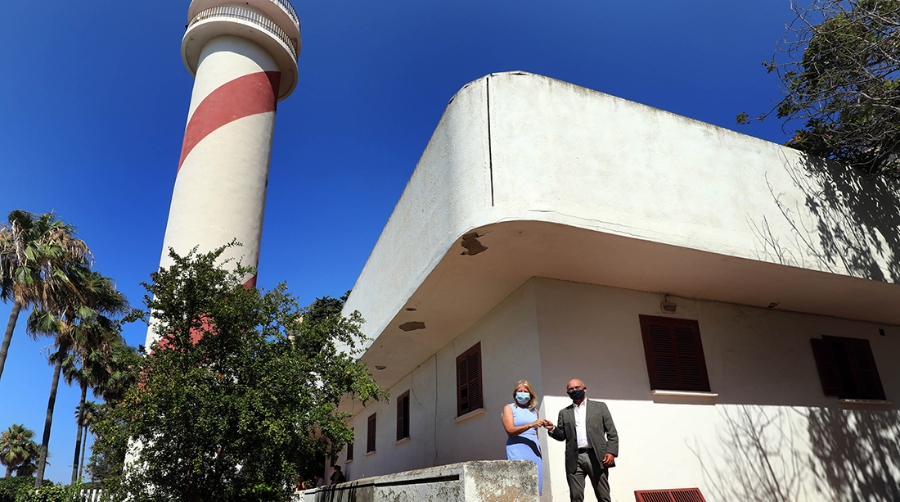 La Autoridad Portuaria de M&aacute;laga cede las instalaciones del Faro de Marbella