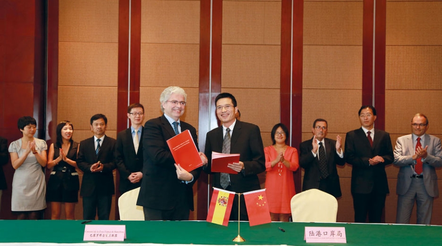 Catalunya mira hacia Oriente