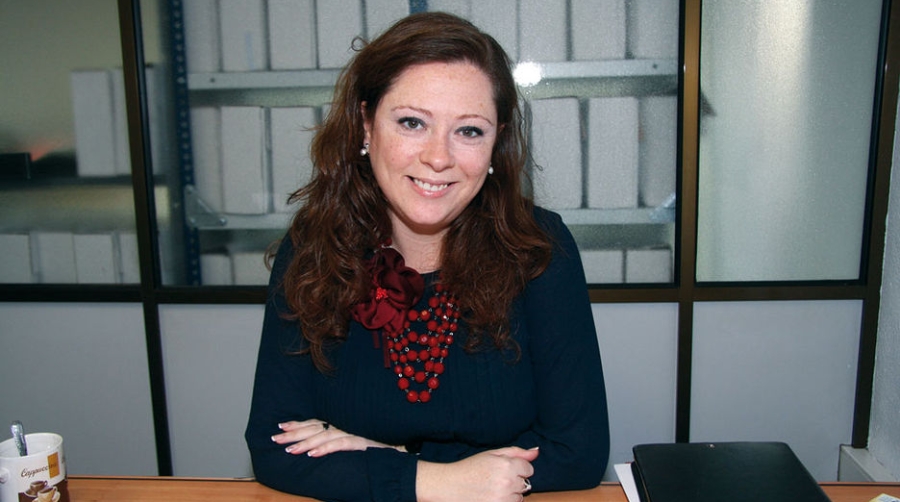 Almudena Exp&oacute;sito, nueva directora de AFS Valencia