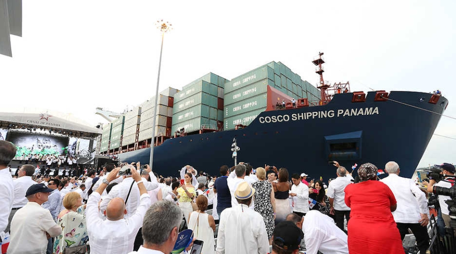 El &ldquo;Cosco Shipping Panama&rdquo; estrena el nuevo Canal