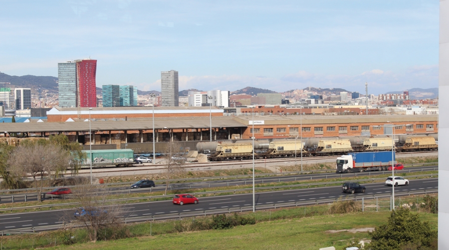Suspenso claro de operadores y usuarios al ferrocarril de mercanc&iacute;as