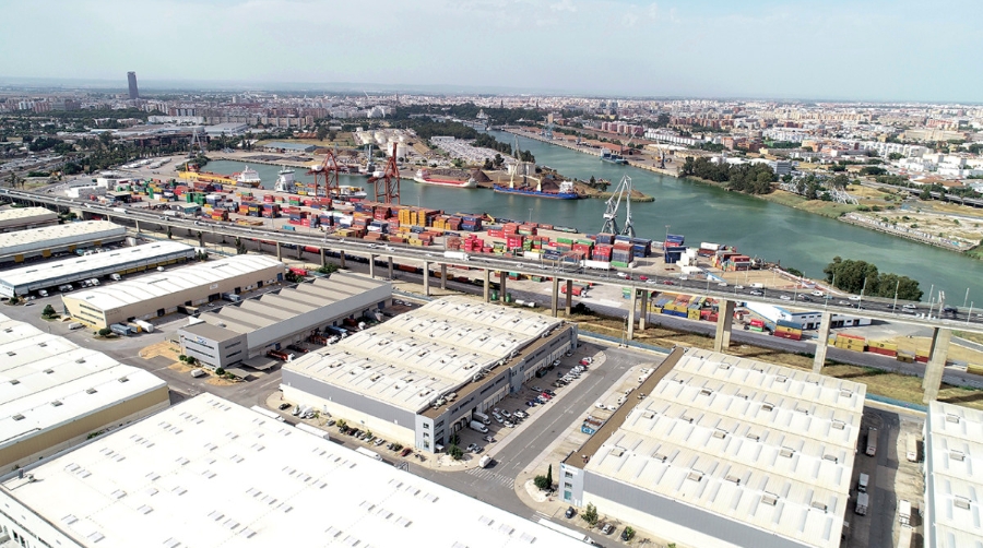 El Puerto de Sevilla estudia d&oacute;nde desarrollar una segunda ZAL