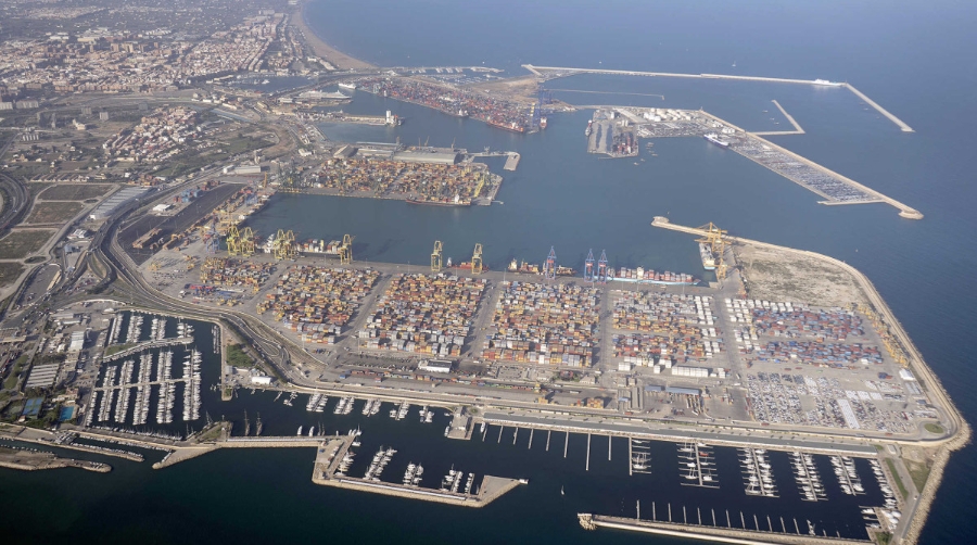 Valenciaport supera los 5 millones de TEUs