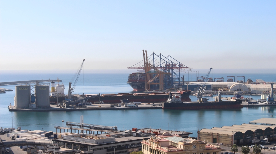 La Autoridad Portuaria contratará un estudio que analizará las alternativas para mejorar la accesibilidad al recinto.