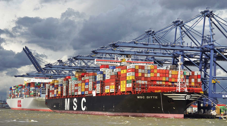 El puerto de Felisxtowe recibe a su 100&ordm; buque de m&aacute;s de 18.000 TEUs de 2017