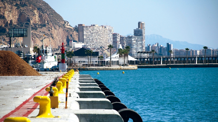 Puerto de Alicante: Paso a paso hacia la innovaci&oacute;n y la sostenibilidad