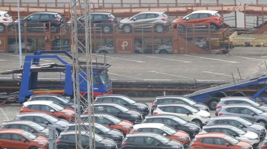 Jornada de intensa actividad en la terminal ro-ro del Puerto de Vigo