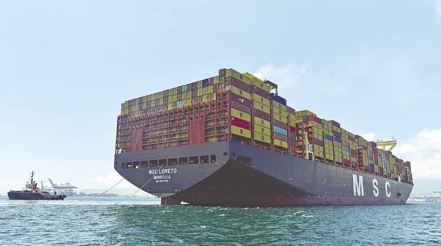 La capacidad de la flota mundial de portacontenedores supera los 35 millones de TEUs