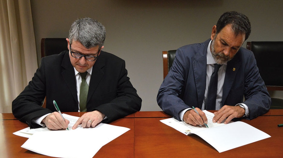 El Colegio de Agentes de Aduanas de Valencia colaborar&aacute; con la UCV en actividades formativas