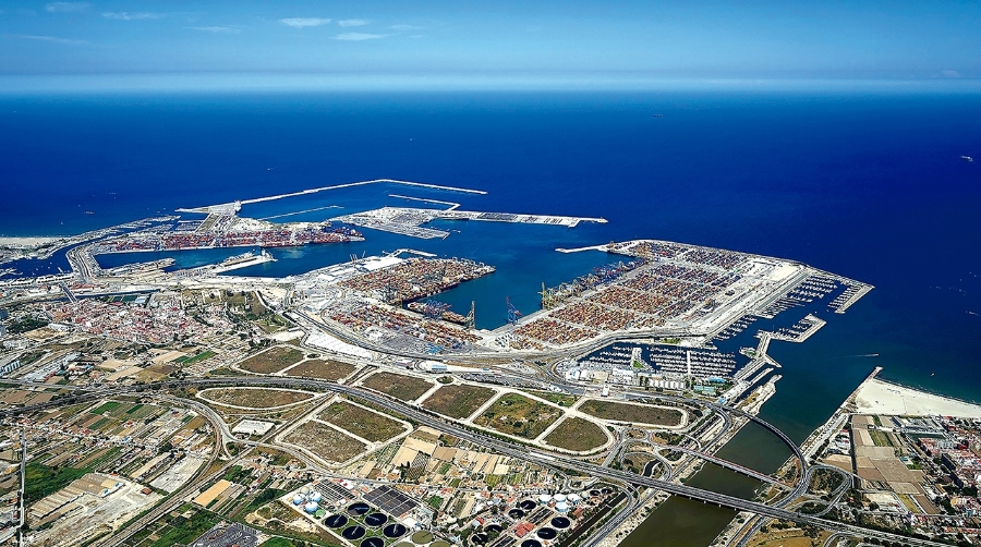 Para Valenciaport la decisión del Supremo “aporta estabilidad a las iniciativas de la ZAL”