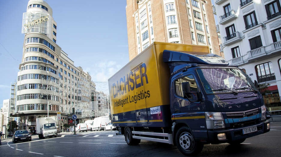 Dachser incorpora en Madrid su primer cami&oacute;n h&iacute;brido
