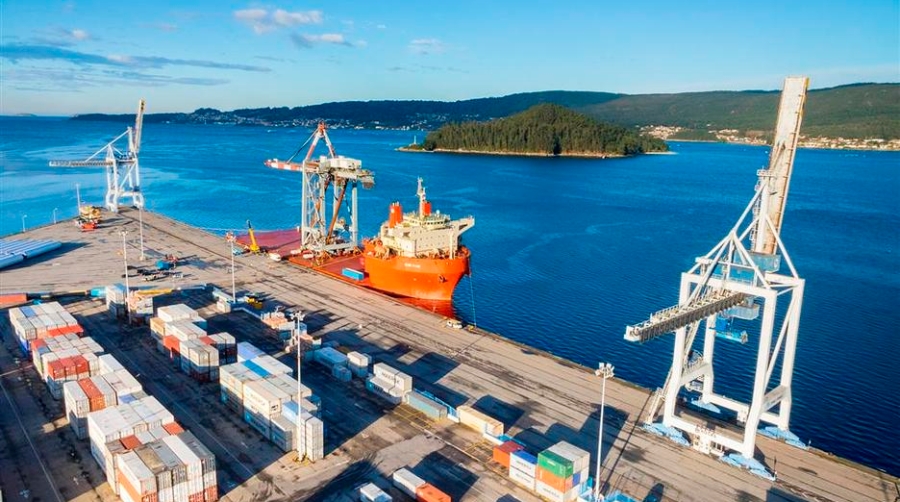 P&eacute;rez Torres Mar&iacute;tima refuerza su apuesta por Mar&iacute;n con su nueva gr&uacute;a postpanamax
