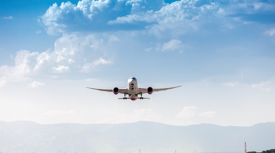 El tr&aacute;fico a&eacute;reo cae un 60% en 2020