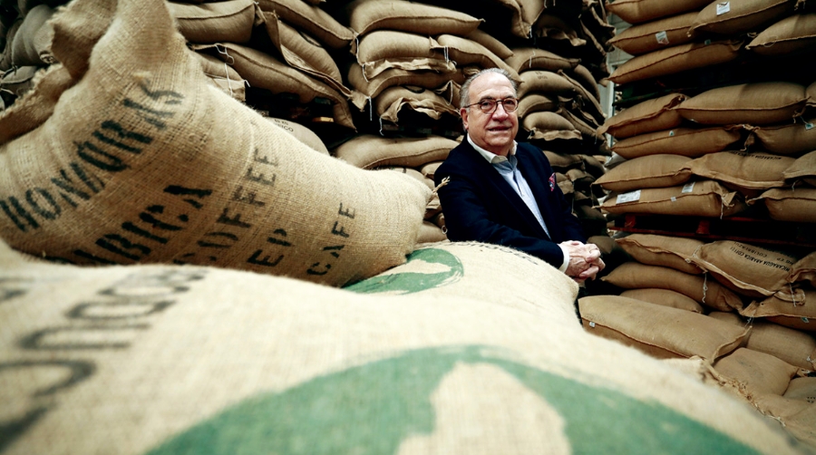 Jos&eacute; Miguel Masiques Furn&eacute;, presidente de Empresas Masiques en BIT, terminal del grupo dedicada al caf&eacute; en el Puerto de Barcelona. Foto J.J.M.