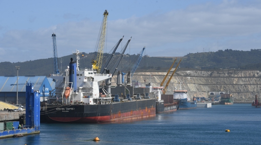 Oleosilos de Galicia doblar&aacute; la capacidad de almacenamiento inicialmente planificada en su terminal de Punta Langosteira