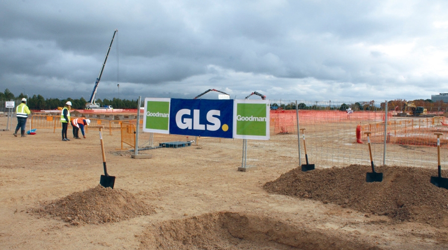 Goodman coloca el primer pilar de la construcci&oacute;n del nuevo hub de GLS en Madrid