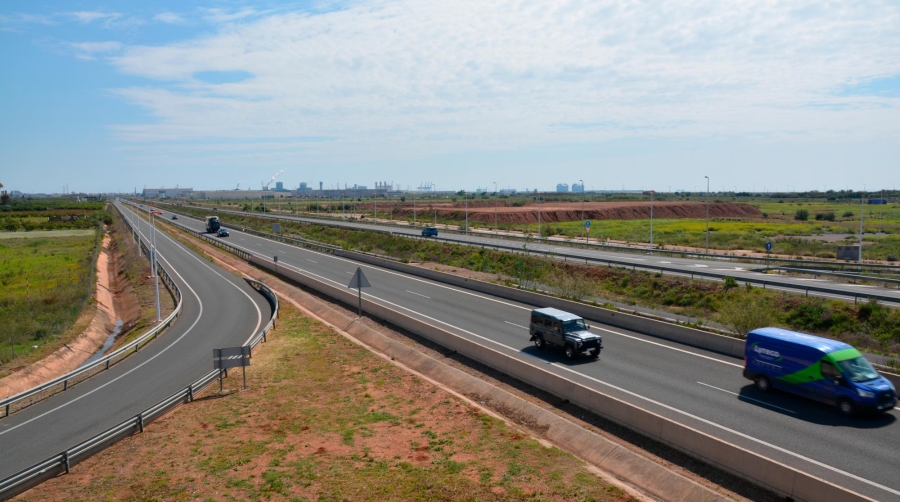 Parc Sagunt aprueba la licitación de las obras para la construcción de cometidas eléctricas de la fase II