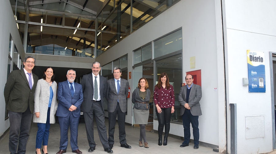 El presidente y el director de la APV visitan las instalaciones de Grupo Diario