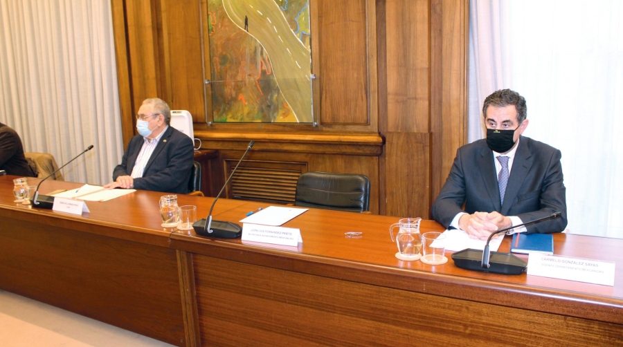 El transporte por carretera culmina su eterno retorno con un conflicto a “doble vuelta”