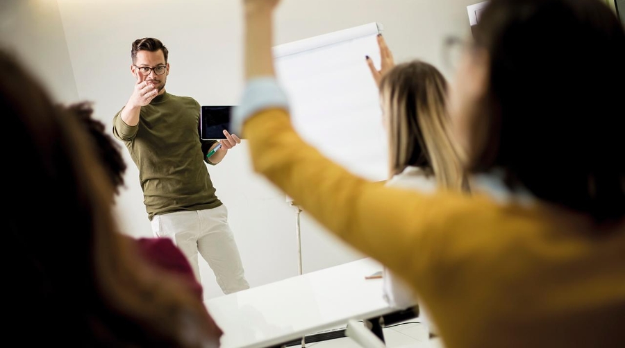En busca de jóvenes con aptitudes tecnológicas y capacidad de resolver problemas