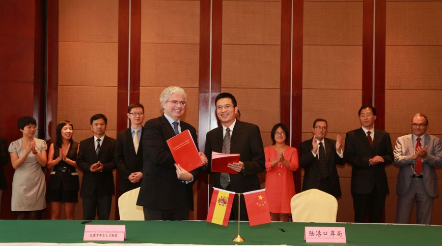 El CZFB firma dos convenios de colaboraci&oacute;n con la ciudad china de Yiwu