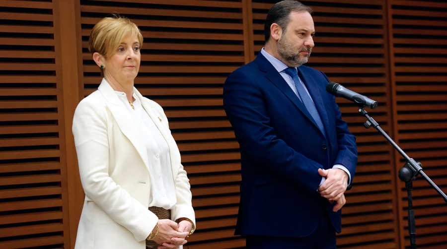&Aacute;balos y Tapia abordar&aacute;n en Madrid la posible transferencia de la gesti&oacute;n del Puerto de Bilbao