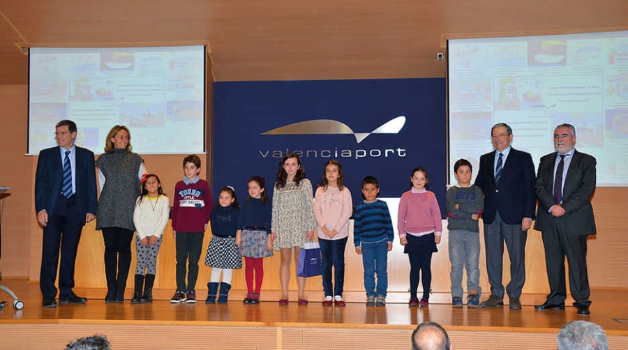 La APV reconoce a los trabajadores que cumplen 25 a&ntilde;os en la instituci&oacute;n